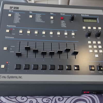 E-MU Systems SP-1200 8-Voice Drum Sampler 1987 - 1996 Grey image 1