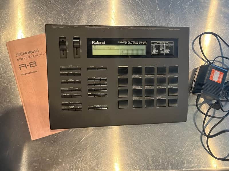 Roland R-8 Human Rhythm Composer Drum Machine 808 909 image 1