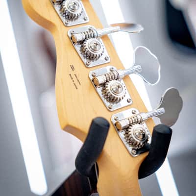 Fender 2024 Collection Made in Japan Hybrid II Jazz Bass – Sunset Orange Transparent image 7