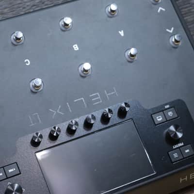 Line 6 Helix LT Streamlined HX Guitar Processor Dual-DSP Multi-Effects w/Box image 9