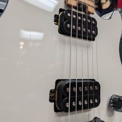 EVH Wolfgang Special TOM 2025 - Present - Husk White image 3