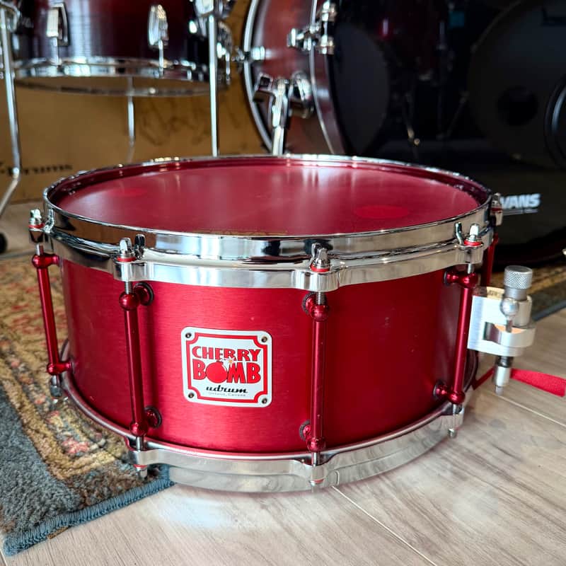 USED - Udrum Cherry Bomb 14"x6.5 Snare Drum, Red 3mm Aluminum [SKU 862411V] image 1