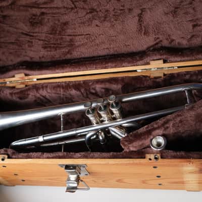 Antoine Courtois Trompeta contralto Eb principios de S.XX - Plata image 11