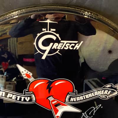 Steve Ferrone's, Tom Petty and the Heartbreakers 24" Remo/Gretsch Logo Bass Drum Front Head, Autographed!  - Black image 5
