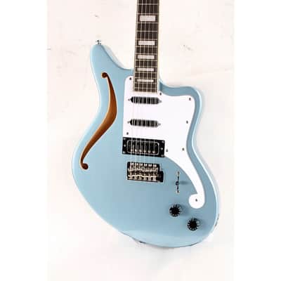 D'Angelico Premier Series Bedford SH Limited-Edition Electric Guitar with Tremolo Regular Ice Blue Metallic image 3