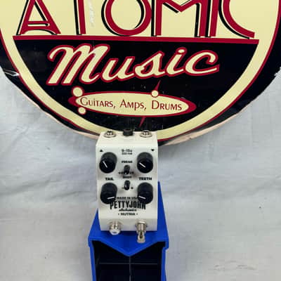 Pettyjohn Electronics Nutria rodent-style Distortion Pedal image 1