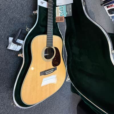 Martin Standard Series HD-28E with Fishman Electronics - Natural image 9