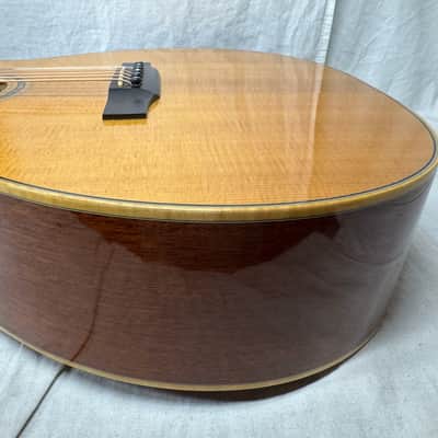 Larrivee 05 Select Series OMV-05 omv05 Single Cutaway Acoustic Guitar with Case -- *Split in Top / Cracks* image 21