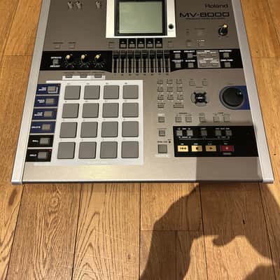 Roland MV-8000 2000s - Silver image 2