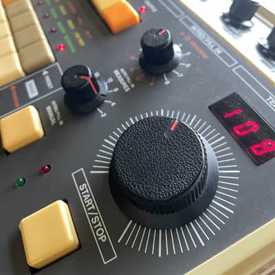 Roland CR-8000 CompuRhythm 1980s White image 3