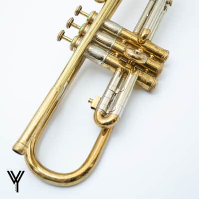 Olds "The Olds" Bb Trumpet 1944 - Lacquer image 1