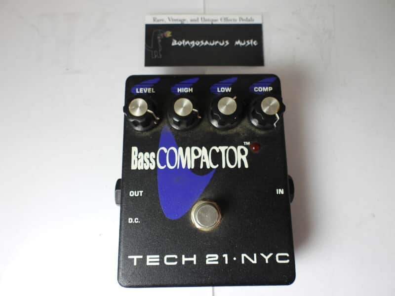 Tech 21 Bass Compactor Compressor Effects Pedal Free USA Shipping image 1