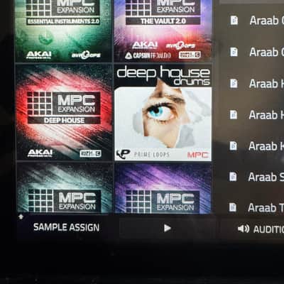 Akai MPC Live Standalone Sampler / Sequencer 2017 - 2020 - Black image 10