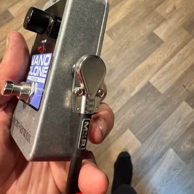 Electro-Harmonix Nano Clone Analog Chorus 2006 - Present - Purple / Black image 2