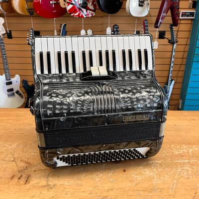Enrico Roselli 34-Key 96-Button 2-Stop Accordion image 1