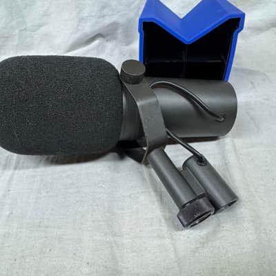 Shure SM-7 sm7 (*not* sm-7b) Dynamic Microphone 1980s image 7
