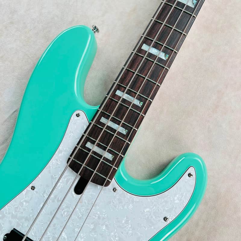 Lakland Skyline Series 44-64 Custom PJ - Seafoam Green with