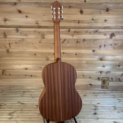 Manuel Rodriguez Caballero 10 Classical Guitar - Natural image 5