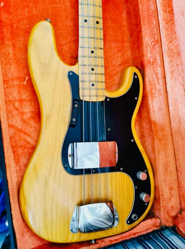 Fender Precision Bass 1976 - Natural All Original with Original Case - Very Good