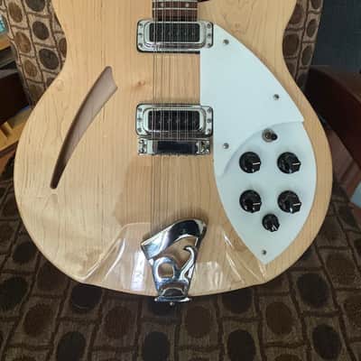 Rickenbacker 330/12 2021 - Mapleglo image 1