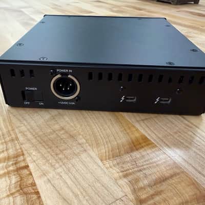 Universal Audio UAD-2 Satellite OCTO Core Thunderbolt DSP Accelerator 2019 - 2020 - Black image 4