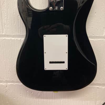 Squier Bullet Strat 2010 - Black image 3
