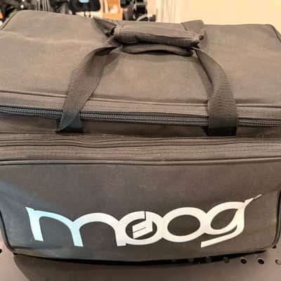 Moog Minimoog Voyager RME Rack Mount Edition Monophonic Synthesizer 2005 - 2015 - Black image 2