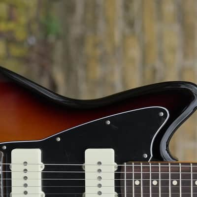 Fender American Professional Classic Jazzmaster® - 3-Color Sunburst image 4
