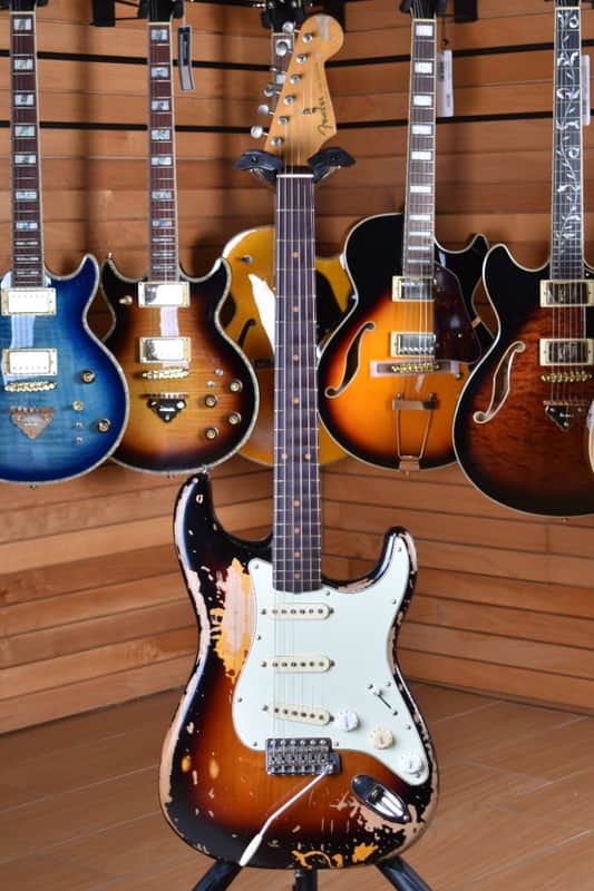 Fender Mike McCready Stratocaster 3 Color Sunburst