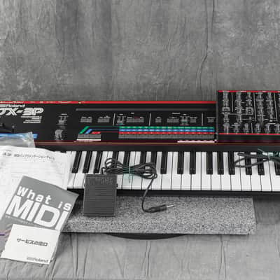 Roland JX-3P Analog Polyphonic Synthesizer w/ PG200 in Very Good Condition