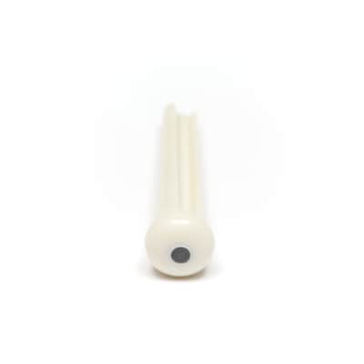 Graph Tech TUSQ Martin Style WHITE Acoustic Guitar Bridge Pins, BLACK DOT image 9