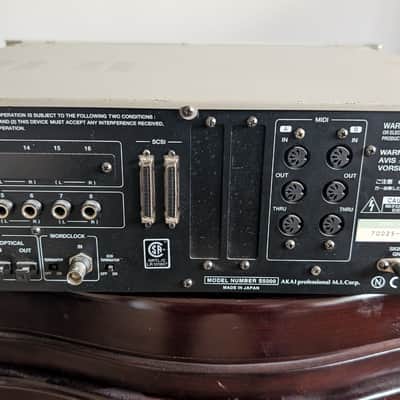 Akai S5000 MIDI Stereo Digital Sampler 1998 - White image 2