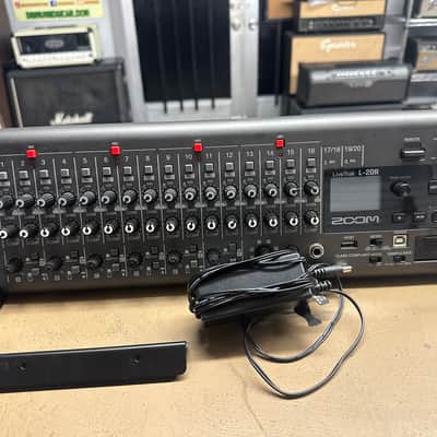 Zoom LiveTrak L-20R Rackmount Digital Mixer / Recorder 2010s - Grey / Blue image 1