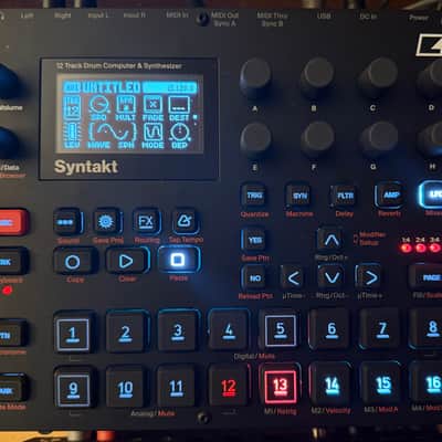Elektron Syntakt 12 Track Drum Computer & Synthesizer 2022- Present - Black