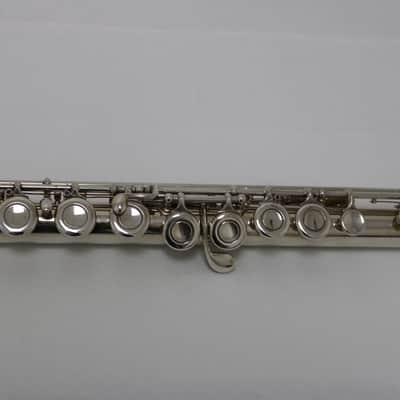 Armstrong Model 90 Sterling Silver Flute image 3