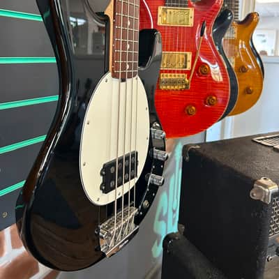 Ernie Ball Music Man StingRay 2 EQ H Black 2010 Electric Bass image 3