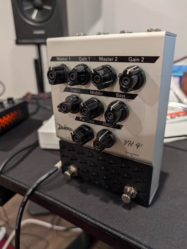 Diezel VH4-2 Distortion 2010s - White