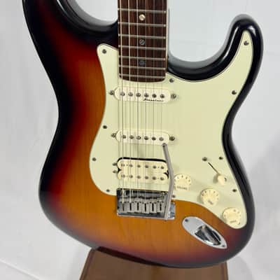 Fender American Deluxe Stratocaster HSS W/ OHSC 2000 - 3 Tone Sunburst image 5
