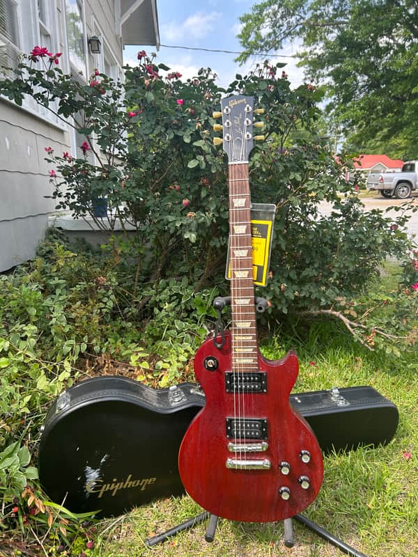 Gibson Les Paul Studio Faded w/ hardcase 2007 - Faded cherry image 1