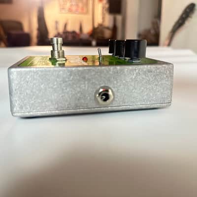 Electro-Harmonix Bass Big Muff Pi Distortion / Sustainer 2008 - Present - Green image 3