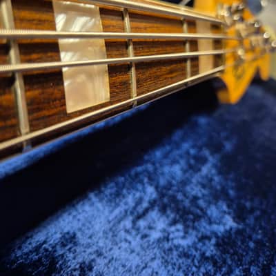 Fender Jazz Bass 1967 refin with -77 neck - Fiesta red image 4