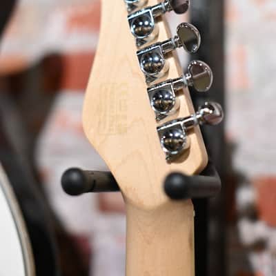 Schecter Vintage PT Fastback 2026 - Gold top image 6
