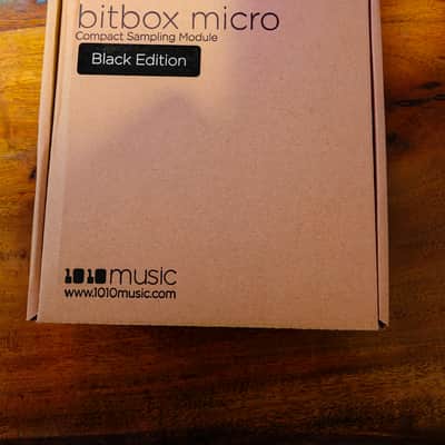 1010 Music Bitbox Micro Compact Sampling Studio 2025 - Mint - Black image 3