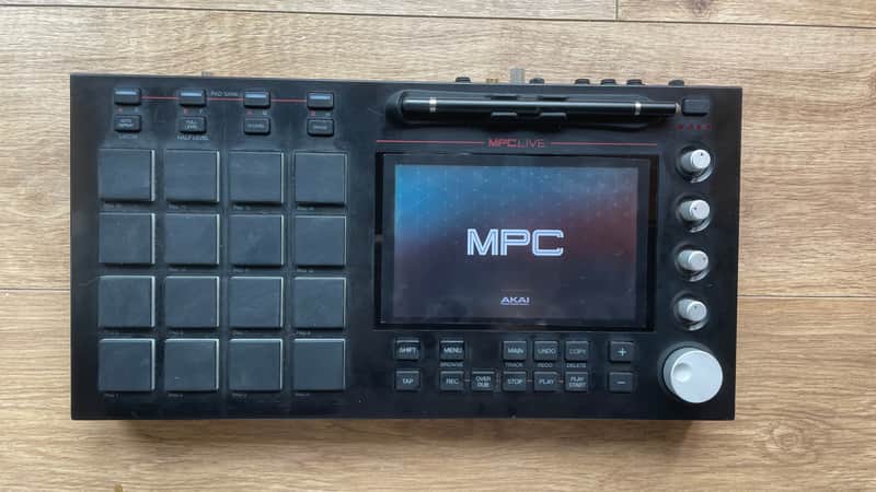 MPC Live I + PRO PACK + EXTRAS image 1