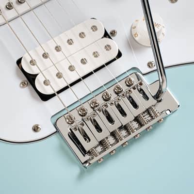 Cort G200SKB G Series 200 Double Cutaway Electric Guitar - Sky Blue°Å¸Å’Å¸ | Premium Tone & Style image 9