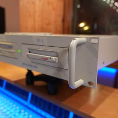 Digital Audio Concepts SCSI CD-ROM & Iomega Jaz Drive - for AKAI S-series samplers 2002 - White image 6