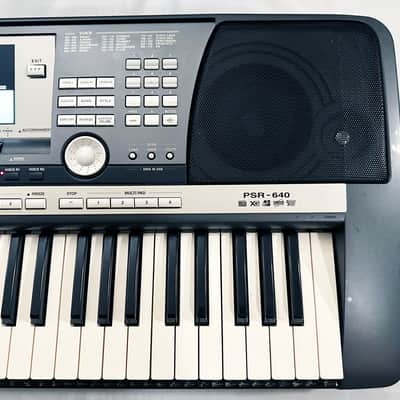 YAMAHA PSR-640 Synthesizer Arranger Workstation Made in JAPAN. Good Condition. Works Great !... image 9