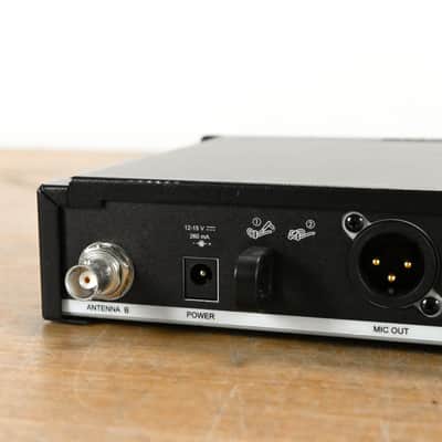 Shure BLX24R/B58 Handheld Wireless System - H10 Band (NO POWER SUPPLY) CG012L5 image 5