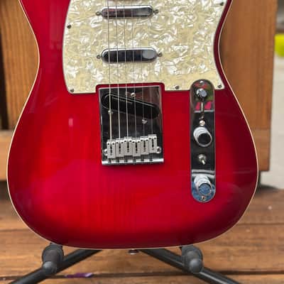 American Fender Telecaster Plus V2 with Maple Fretboard 1997 Crimson Burst image 2
