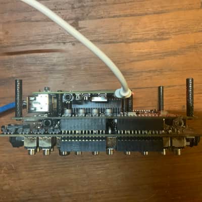 Elk Audio Blackboard plus Pi Hat audio dev kit with Pi 4 2020 Black image 4